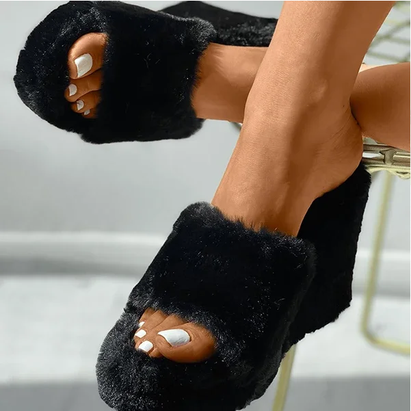 Mollyshoe Round Toe Fluffy Wedge Slippers